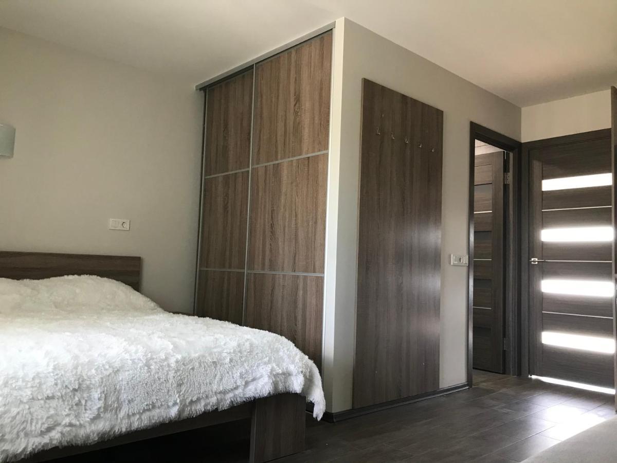 Вулиця 8-Го Березня Апартаменты Myrhorod Exterior photo